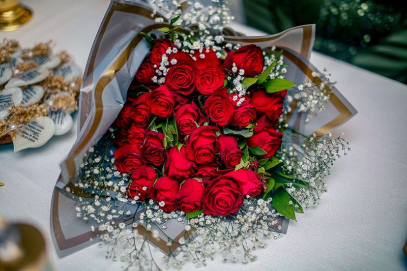باقة ورد جوري أحمر